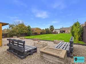 Garden - click for photo gallery